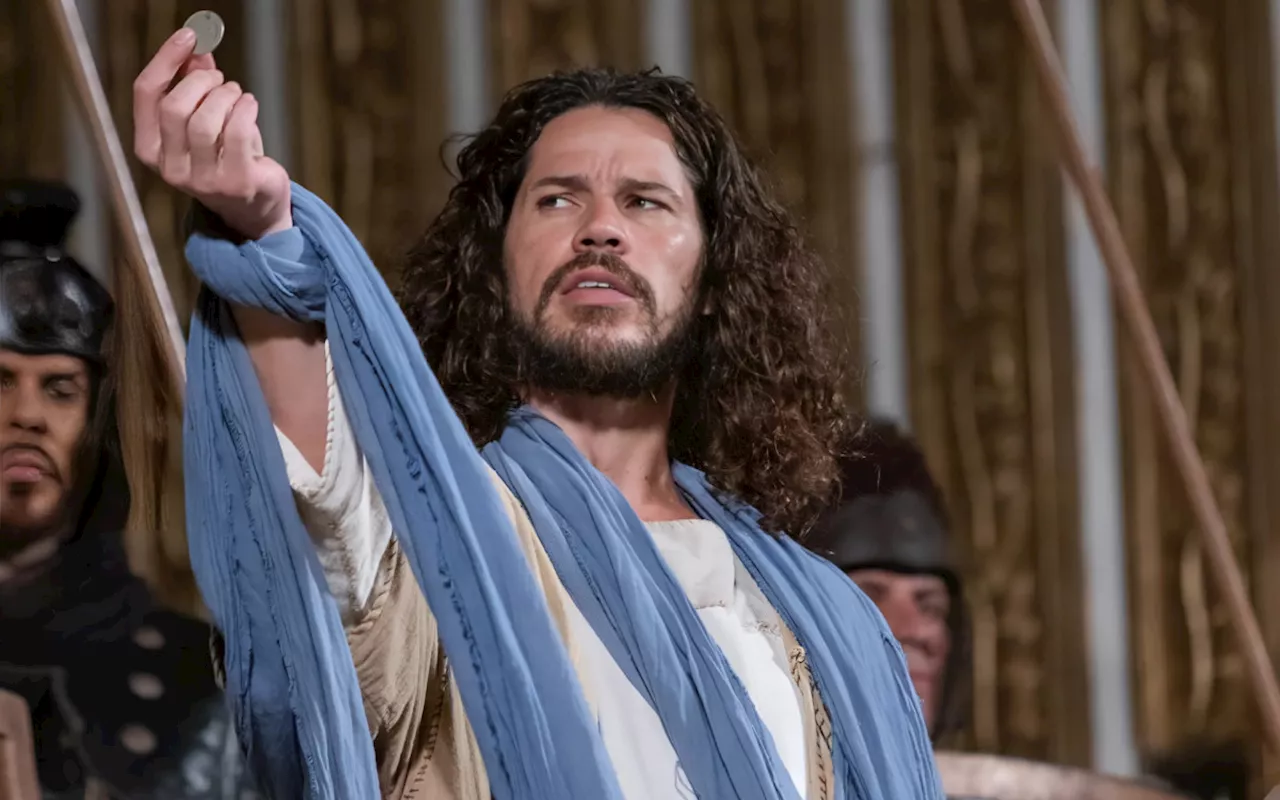José Loreto emociona público na estreia da 'Paixão de Cristo de Nova Jerusalém'