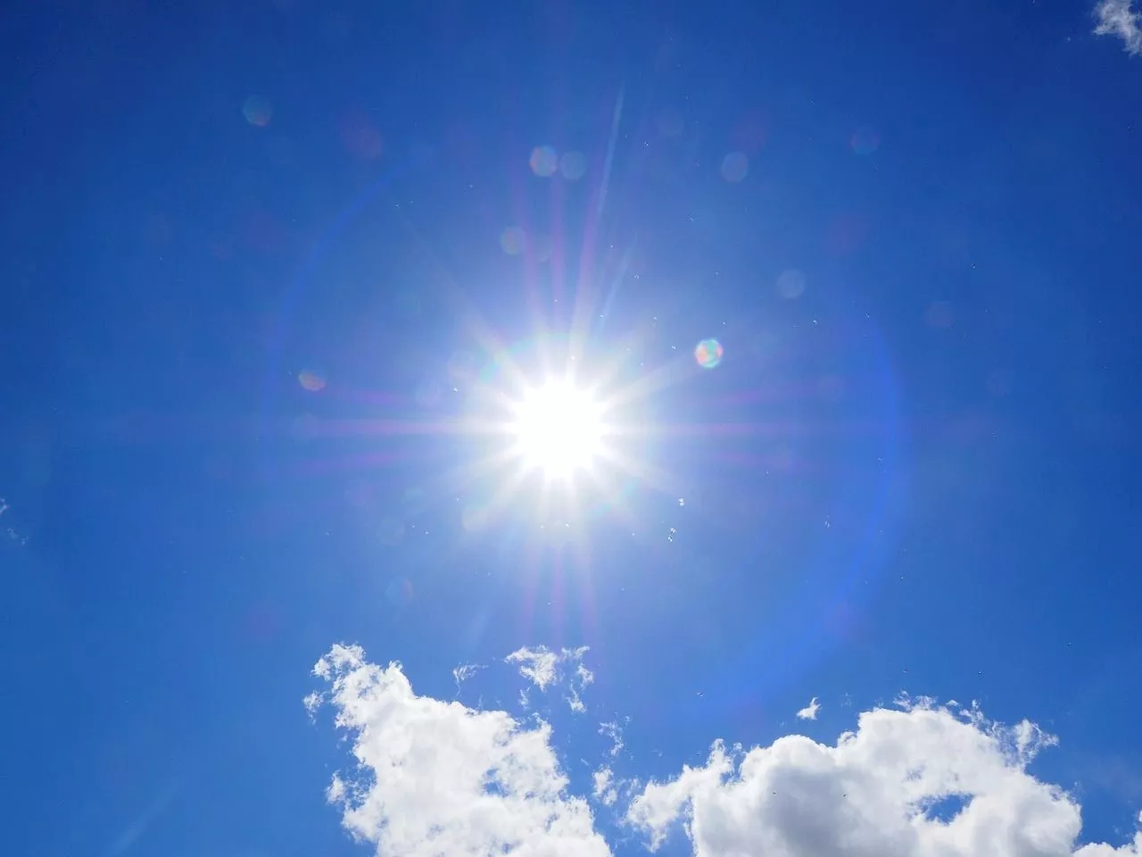 19 areas may reach 42°C or higher heat index on April 13
