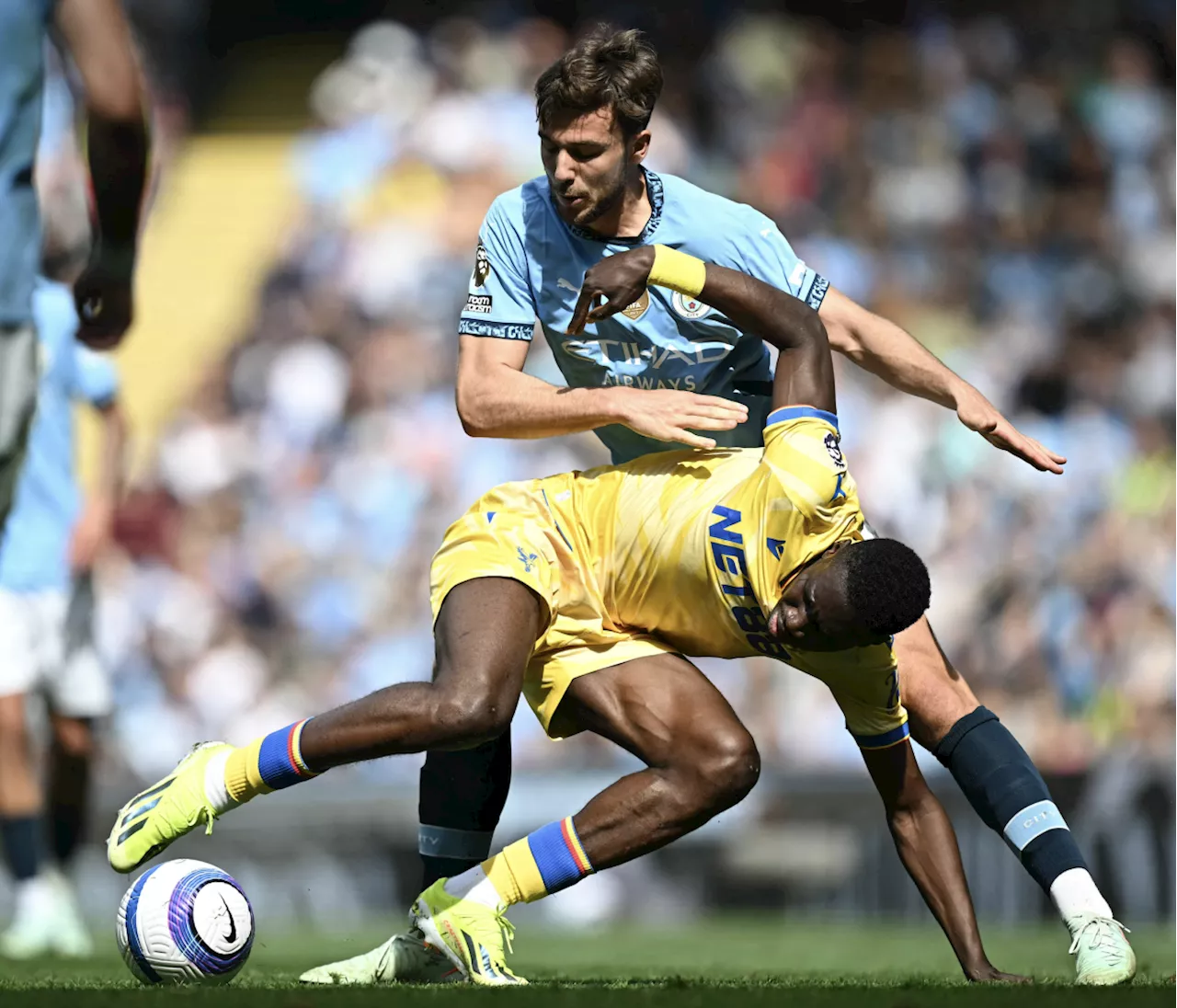De Bruyne leads Man City comeback, Arsenal held