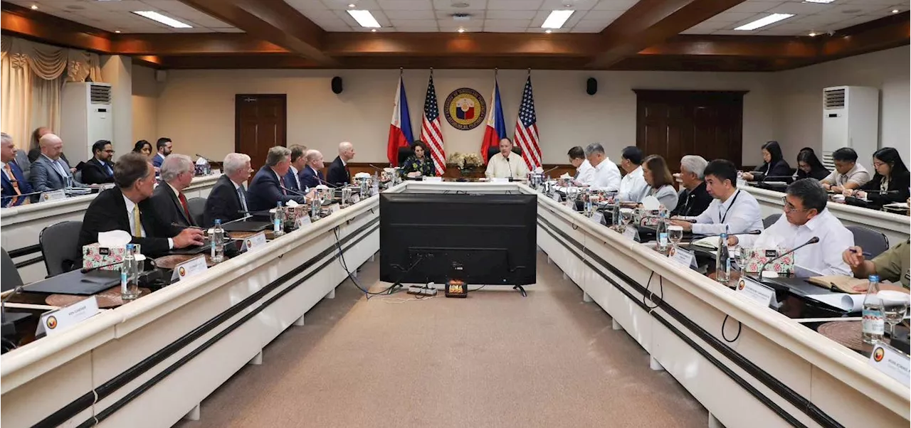 US congressional delegation pays courtesy call on DND