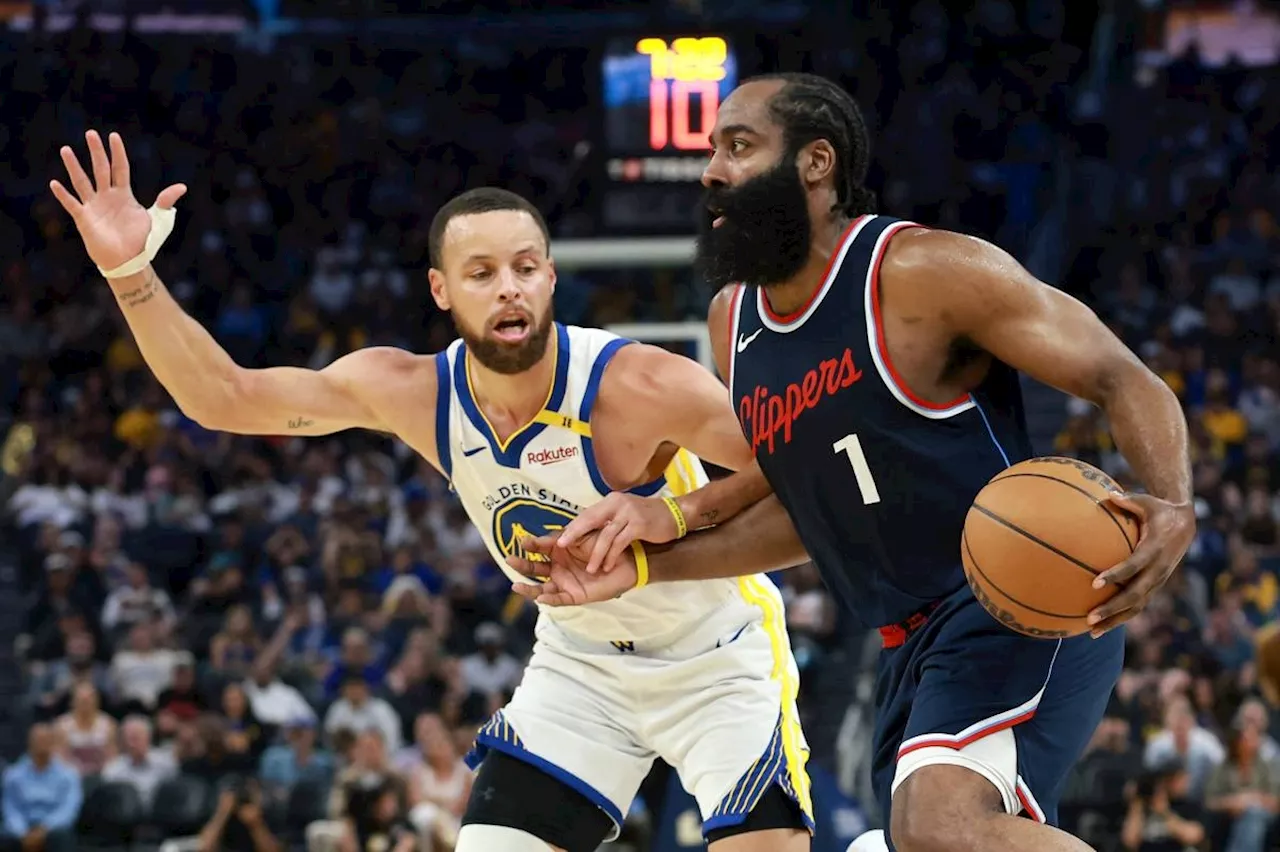 Clippers edge Warriors to clinch playoff spot