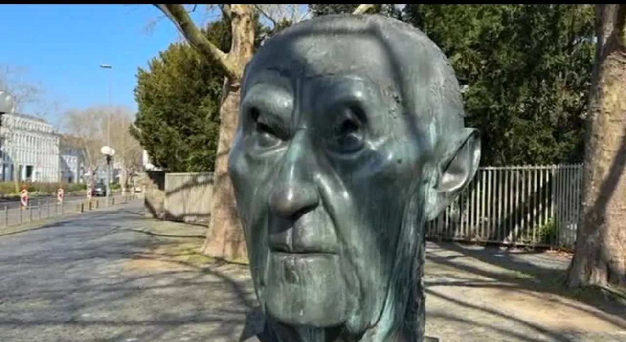Sui luoghi Adenauer a Bonn, il primo ufficio di chi disse no a Hitler