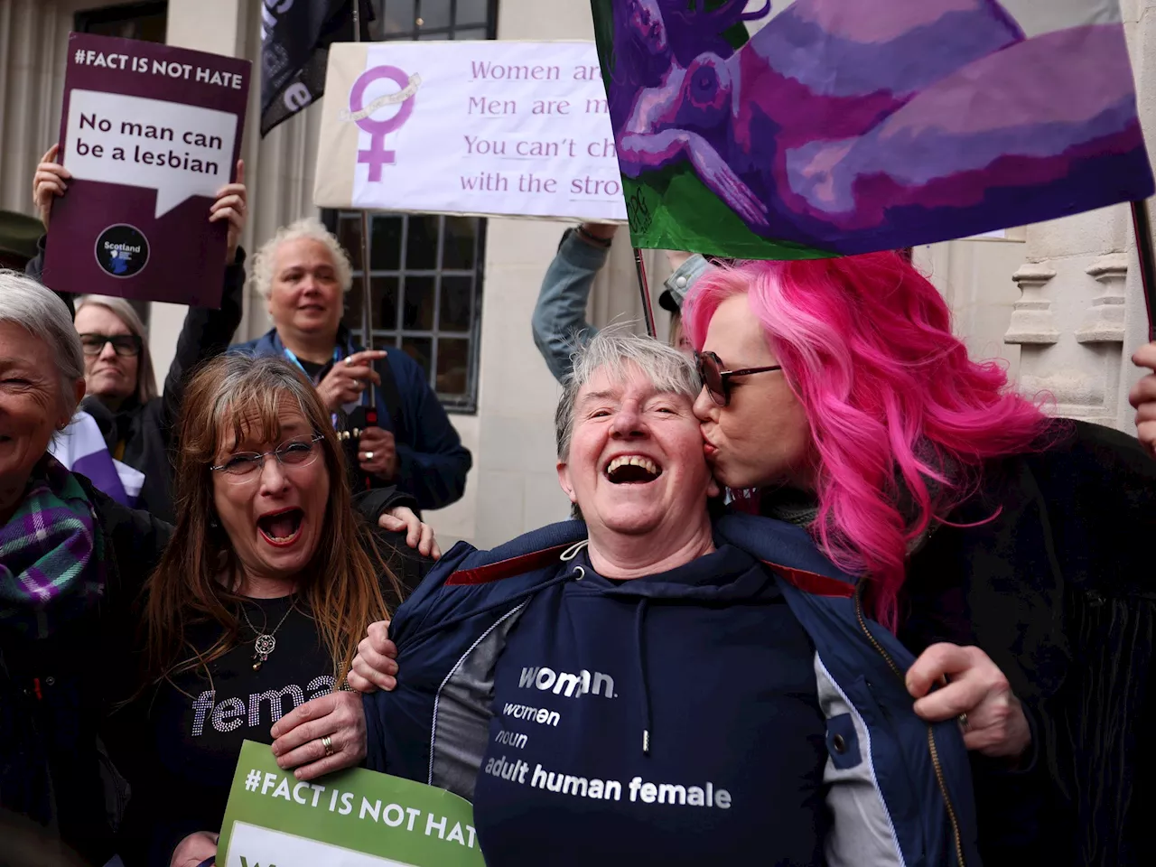 Polémica en Gran Bretaña: la Corte Suprema afirma que las personas trans no son legalmente mujeres