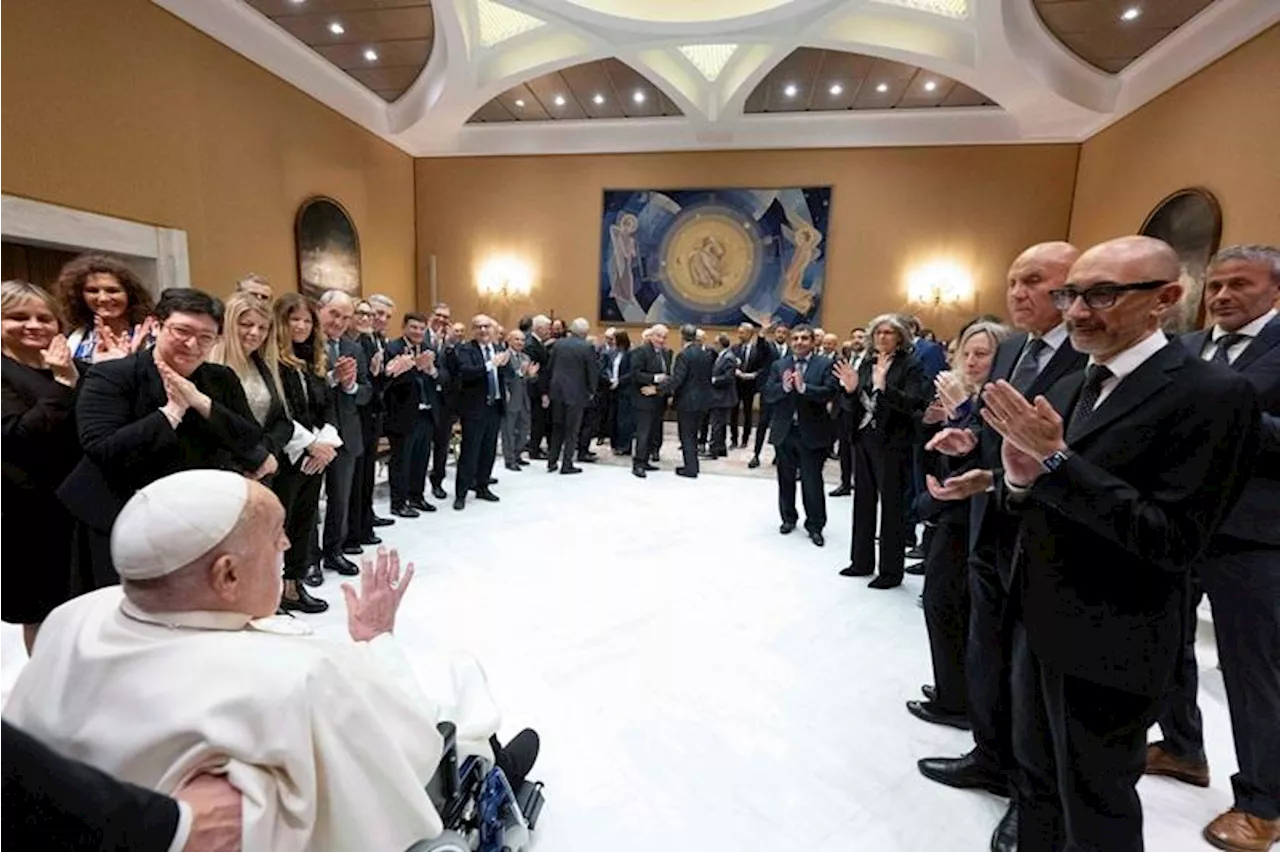 Pope Francis thanks doctors who saved his life in meeting at Vatican