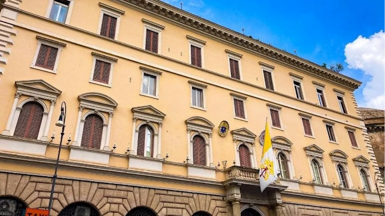 Pope reforms ‘school of Nuncios’
