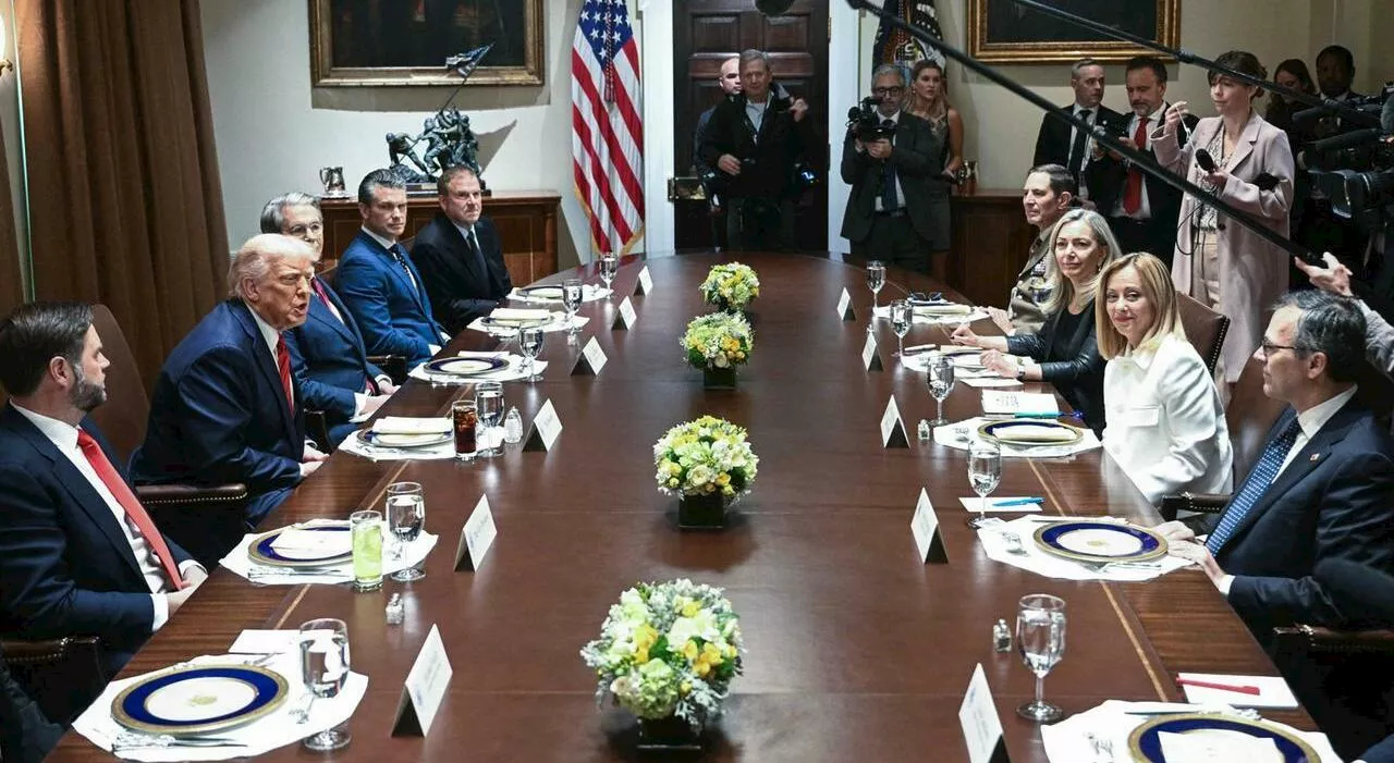Meloni-Trump, lo stop all’interprete e la tensione nel finale. Poi il sospiro di sollievo