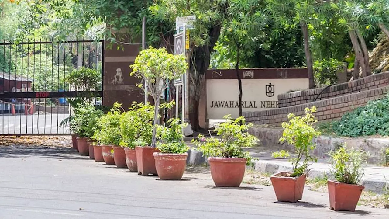JNU Elections : जेएनयू छात्र संघ चुनाव पर रोक से संगठनों के बीच बढ़ गया टकराव, एक-दूसरे को ठहरा रहे जिम्मेदार