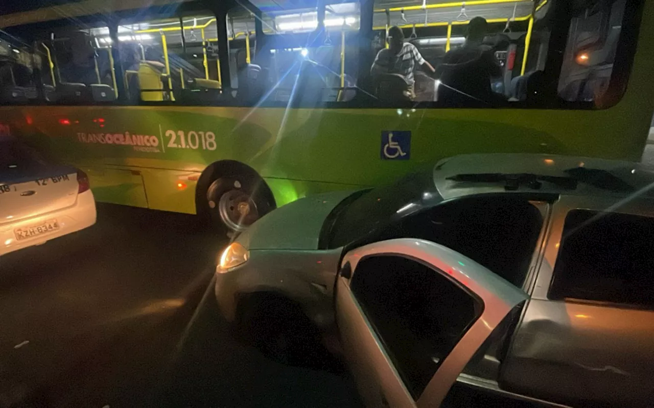 Veículo roubado e utilizado em crimes é recuperado pela PM com apoio da Prefeitura