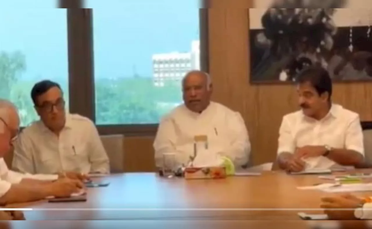 संविधान बचाओ रैली… नेशनल हेराल्ड मामले पर संसद से सड़क तक लड़ाई लड़ने की तैयारी में कांग्रेस