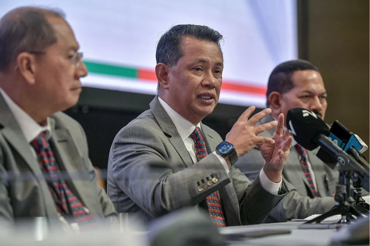 Norza retains OCM presidency, Nur Azmi is deputy