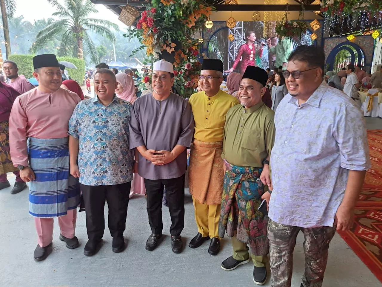 Some 10,000 people attend Melaka CM’s Hari Raya open house