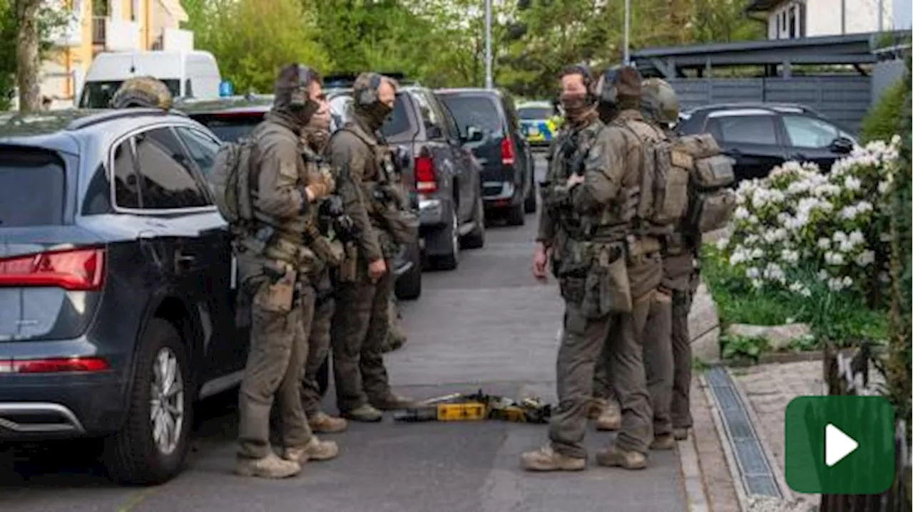 Germania: 2 morti in sparatoria in Assia, killer in fuga