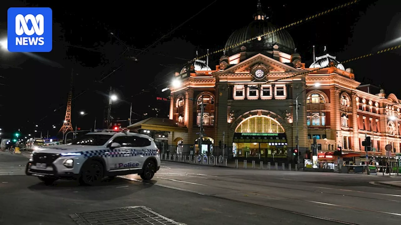 Emails show Melbourne COVID curfew was not based on health advice, opposition says