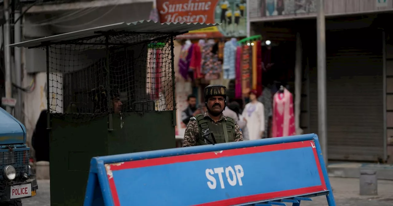 24 drept i angrep på turister i Kashmir, ifølge indisk politi
