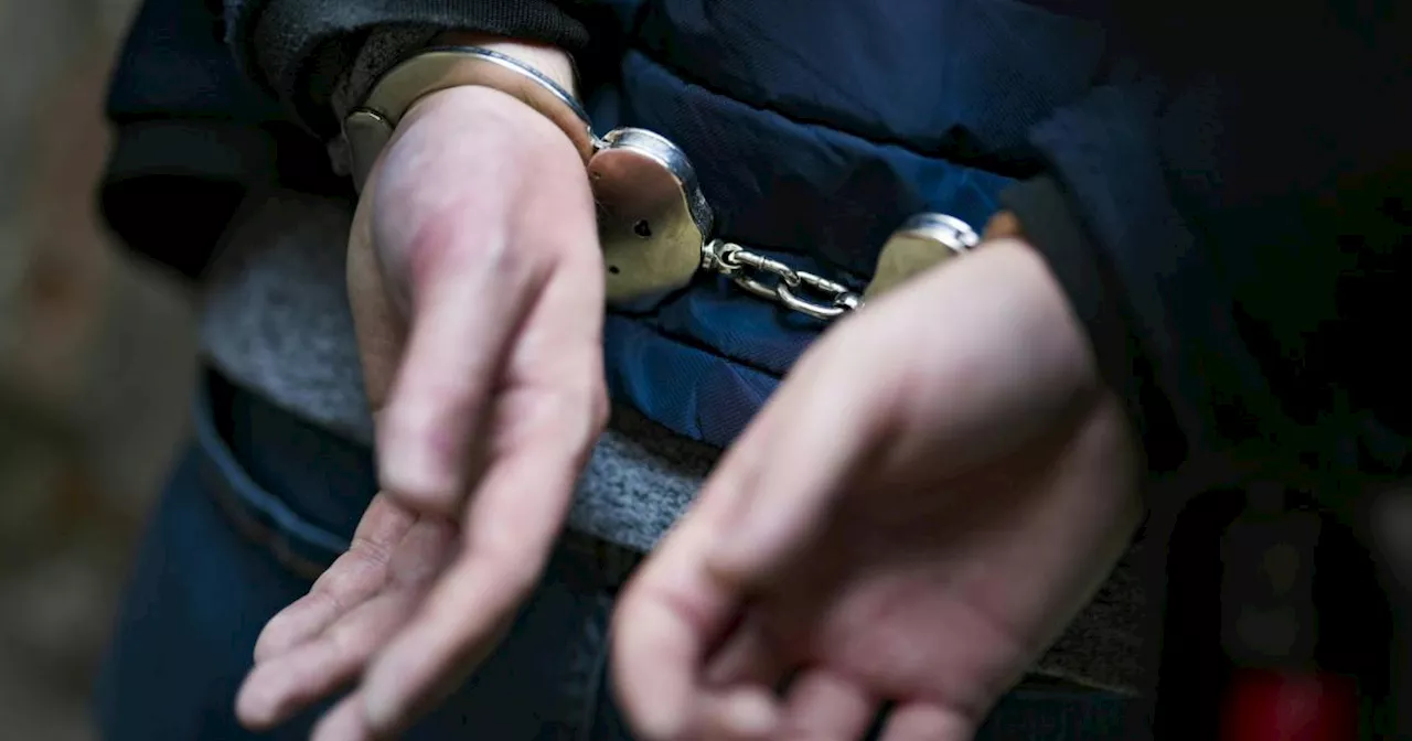 OÖ: Entflohener Häftling nach Streit mit einer Frau wieder gefasst