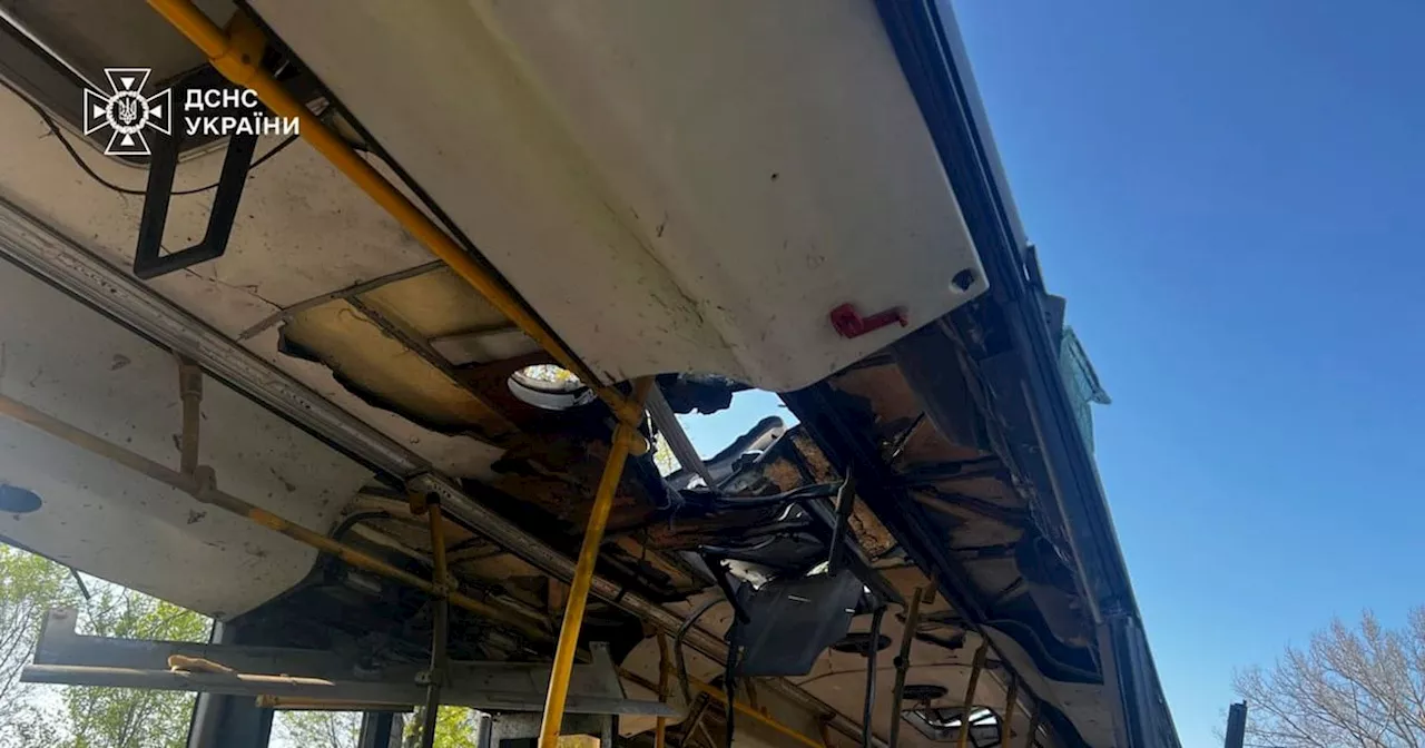 Guvernør: Minst ni drept i russisk angrep mot buss med arbeidere i Ukraina