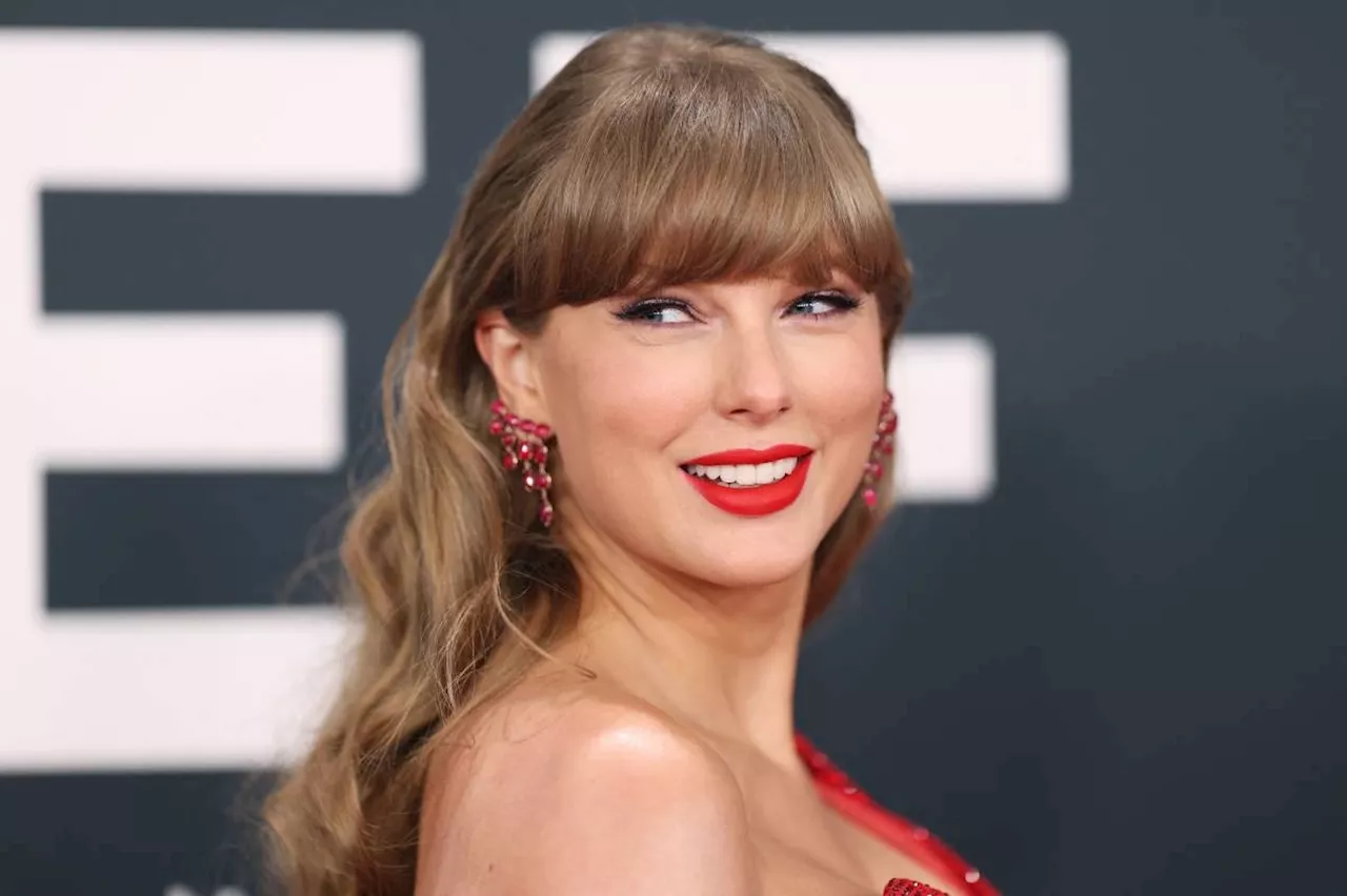 Taylor Swift, Kendrick Lamar and Simone Biles are winners at the Webby Awards