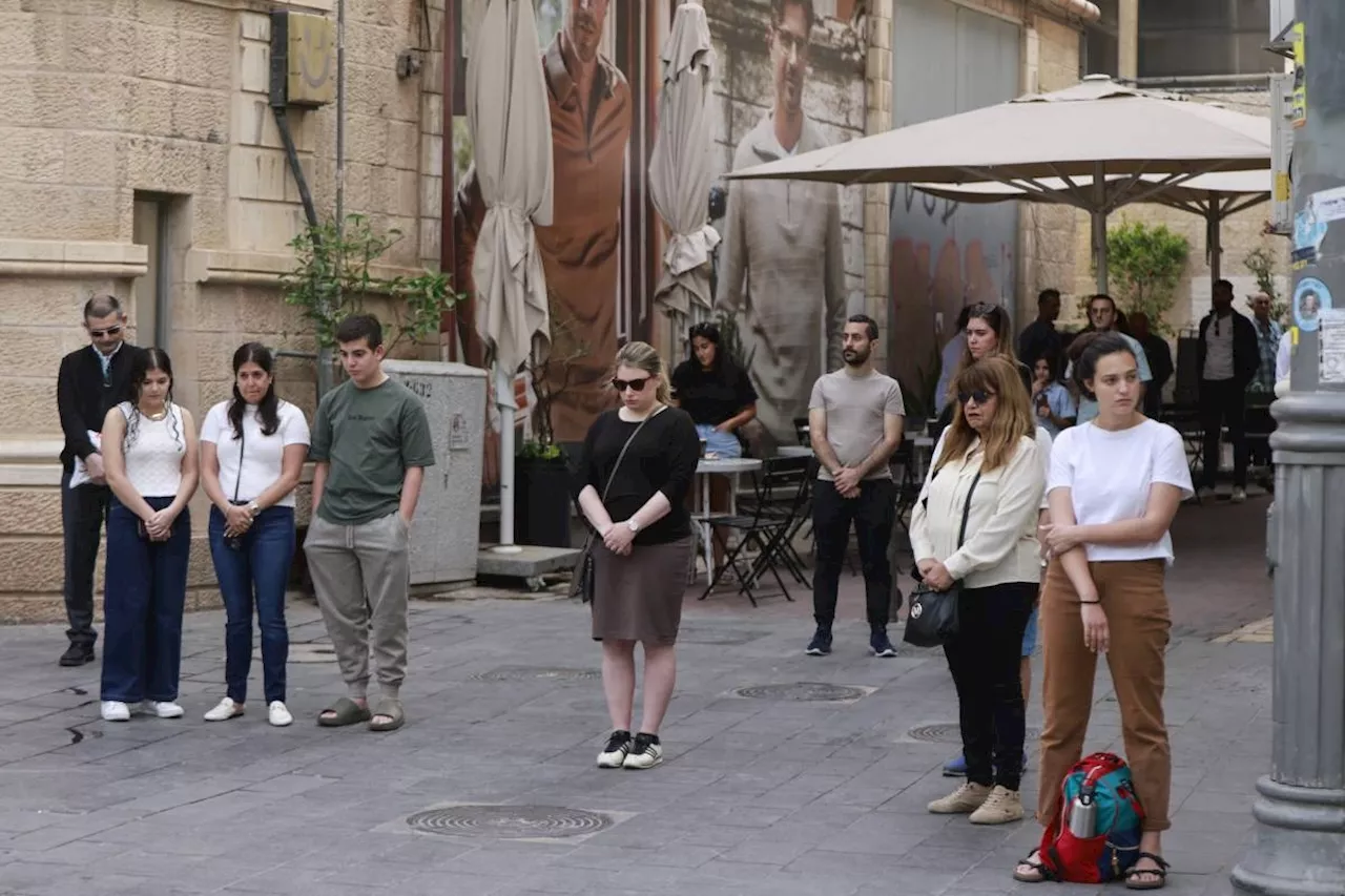 Sirens sound in Israel as nation commemorates Holocaust