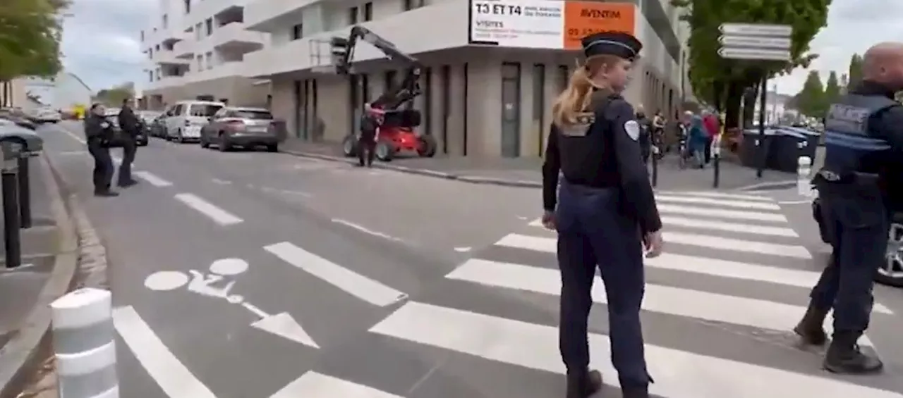Un muerto y tres heridos en un ataque con cuchillo en instituto francés