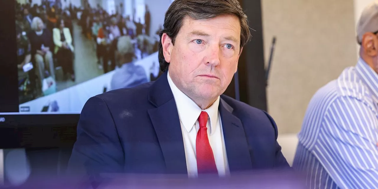 GOP Activist-Turned-Federal Prosecutor Sends 'Threatening' Letters to Medical Journals