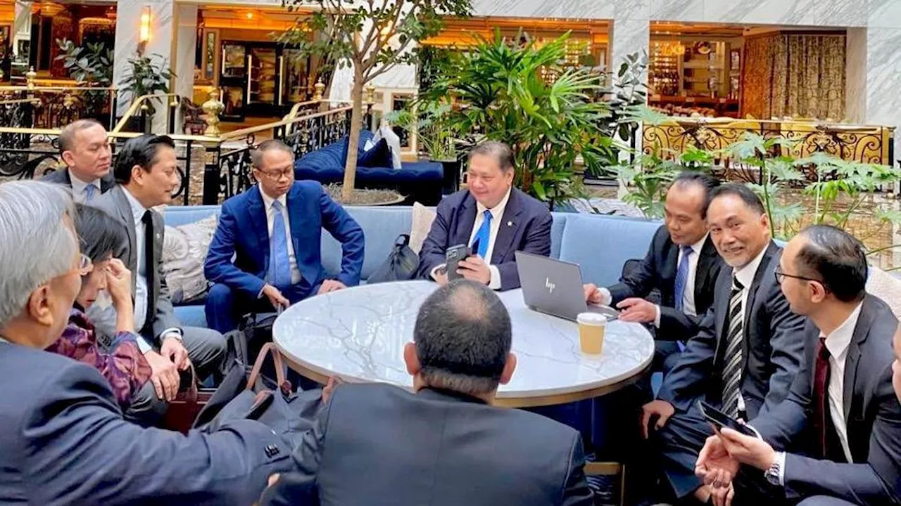 Menko Airlangga Buka Peluang Kerja sama QRIS dengan Mastercard dan Visa