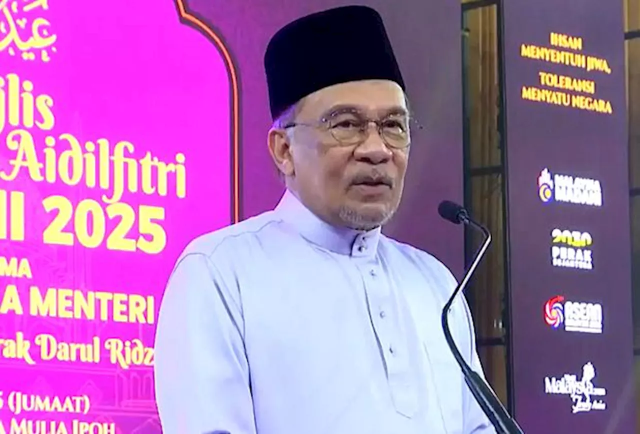 Ayer Kuning polls: Don't let issues divide us, threaten our country's development, says Anwar