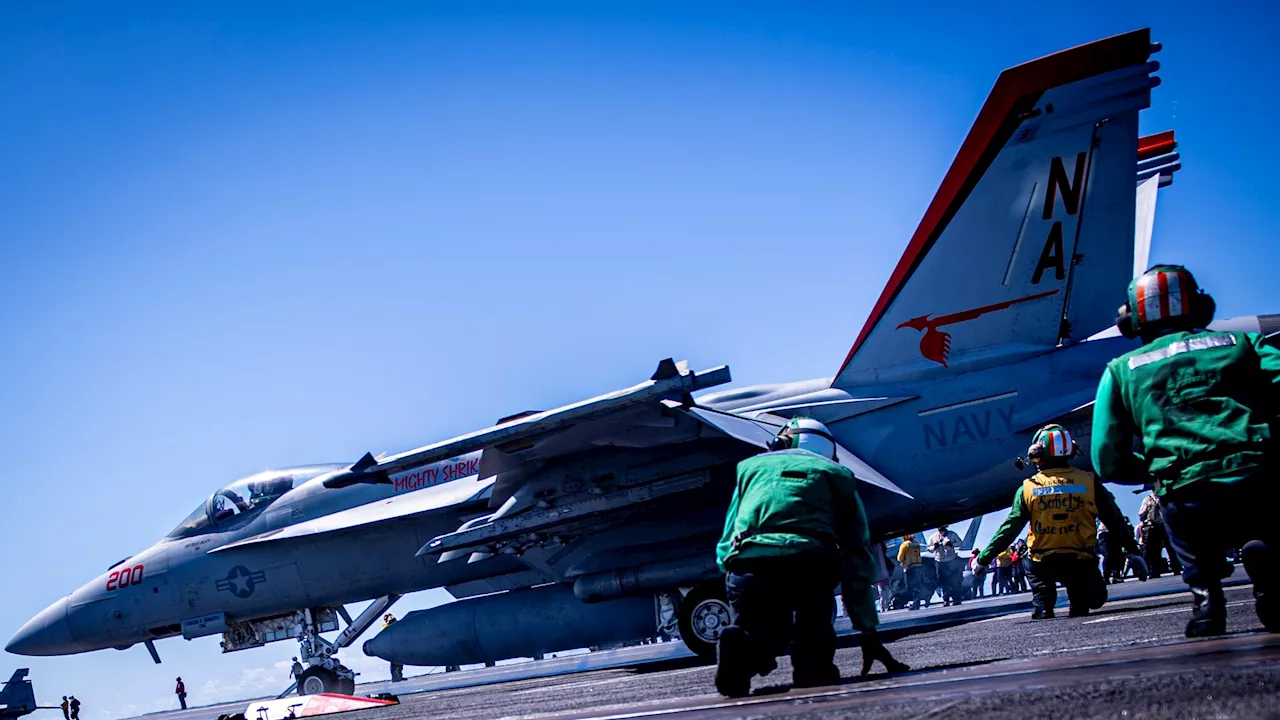 US, Chinese carriers deployed to Philippine Sea