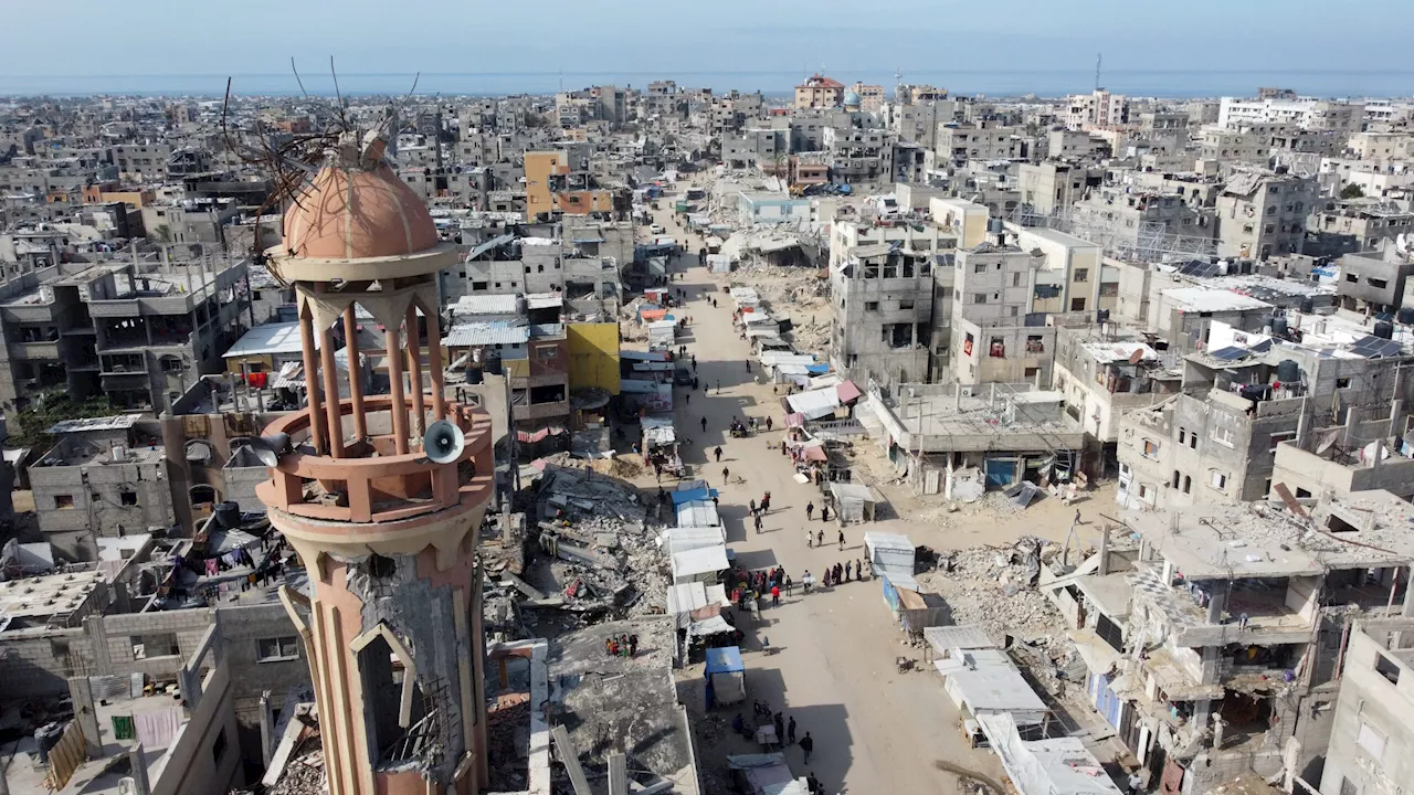 Hamas open to long Gaza truce but not to disarming