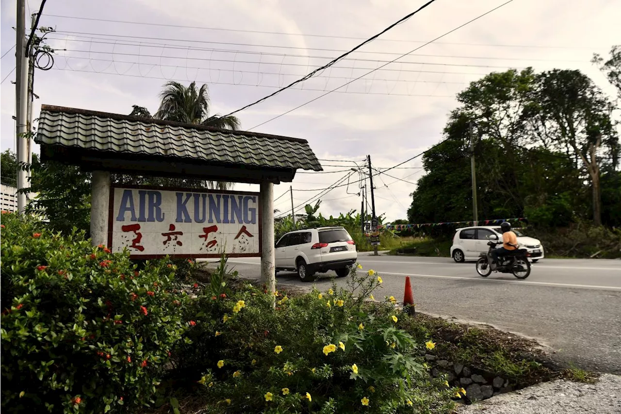 Ayer Kuning voters cast their ballots today