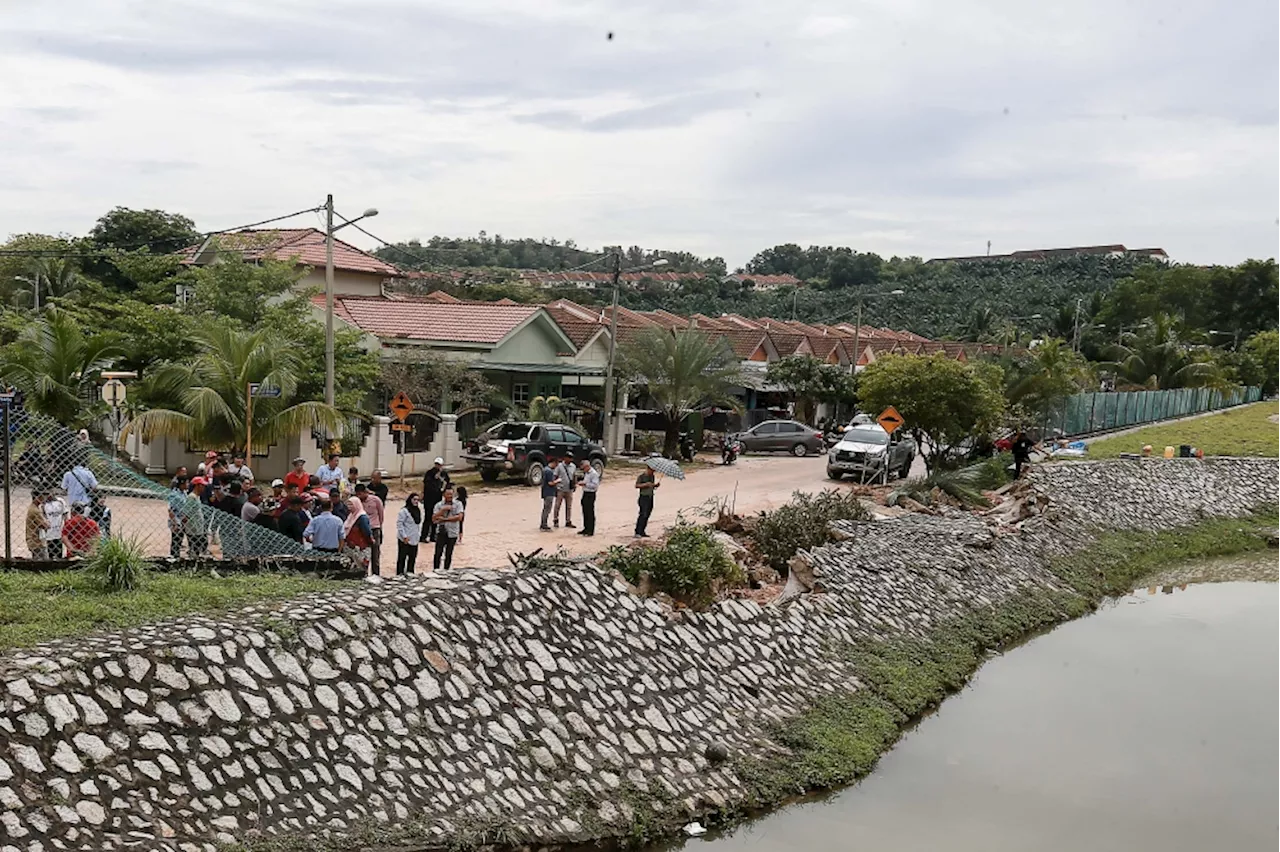 After third water retention bund collapse, Selangor govt vows long-term fix for Taman Seri Alam