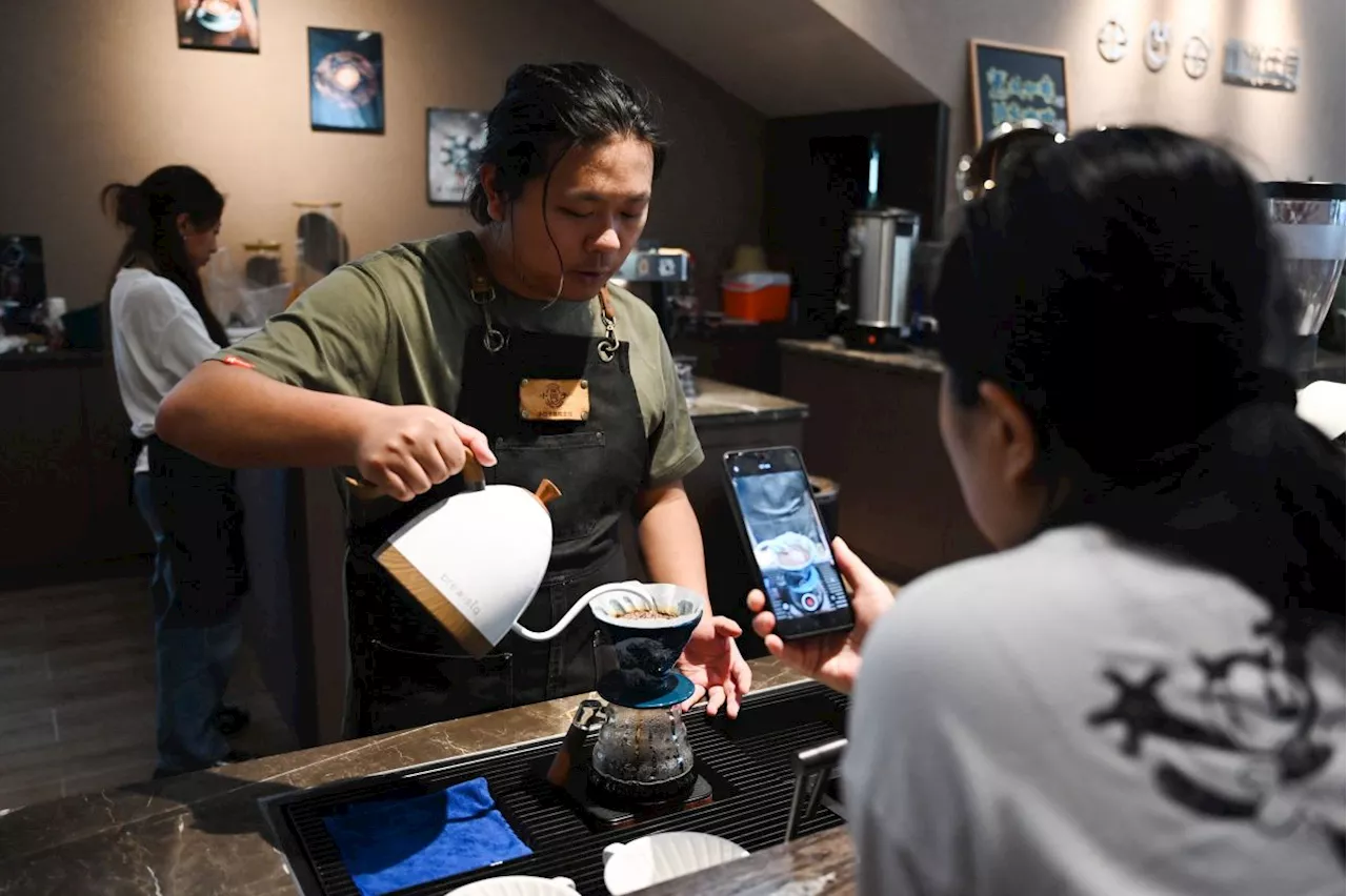 Chinese tea hub branches into coffee as tastes change