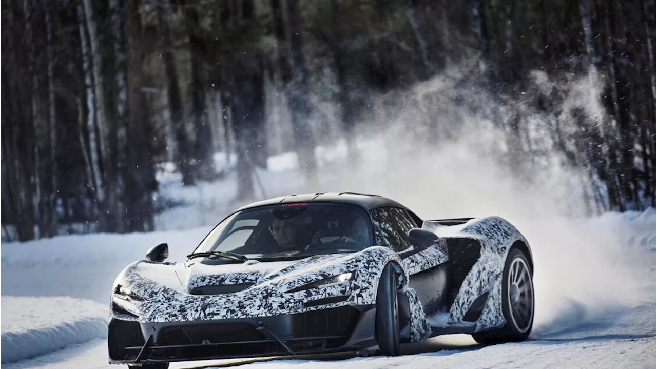 La McLaren W1 completa i test al Circolo Polare Artico