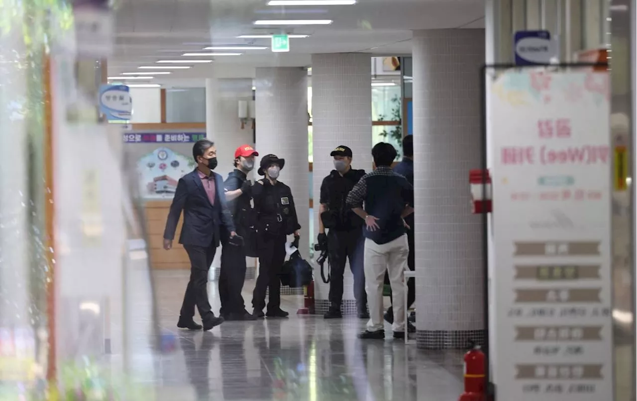 SKorea student stabs three in knife attack