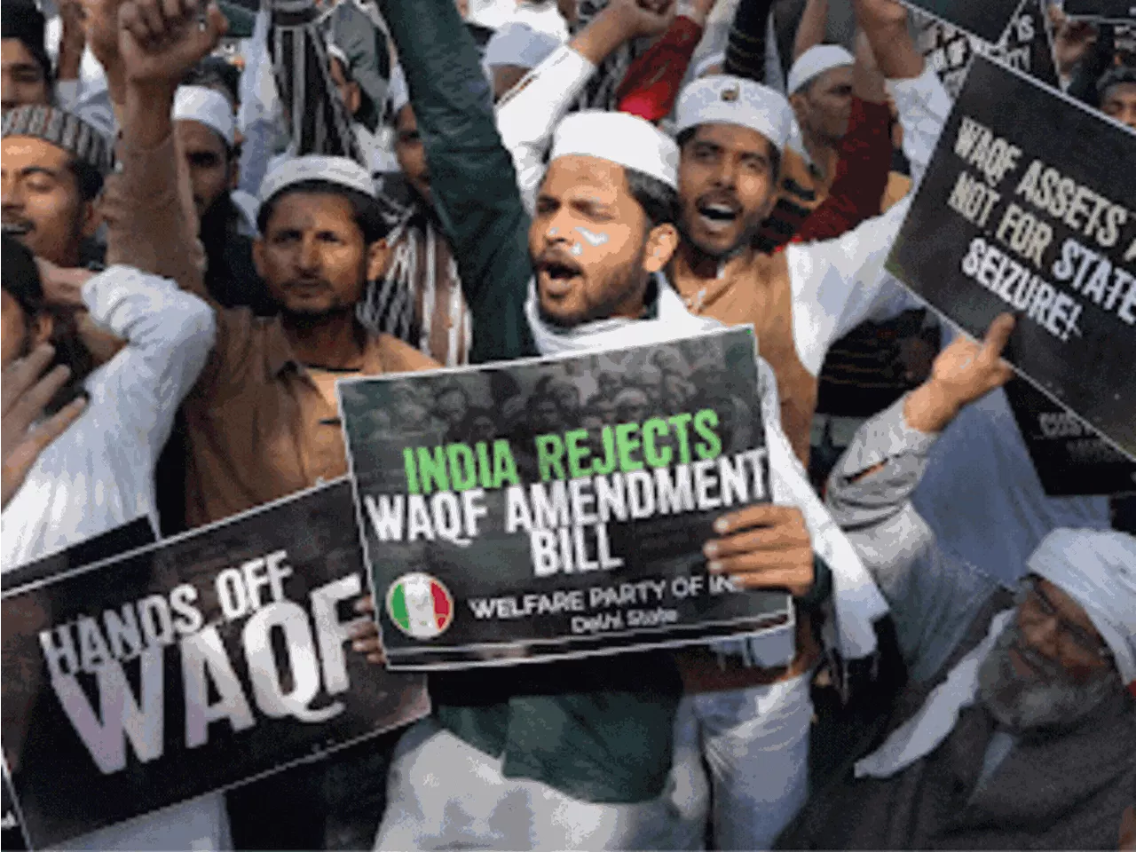 वक्फ कानून के खिलाफ आज ‘लाइट बंद करो’ अभियान: मुस्लिम बोर्ड की अपील- रात 9 बजे से 15 मिनट तक लाइट ऑफ रखें; ...