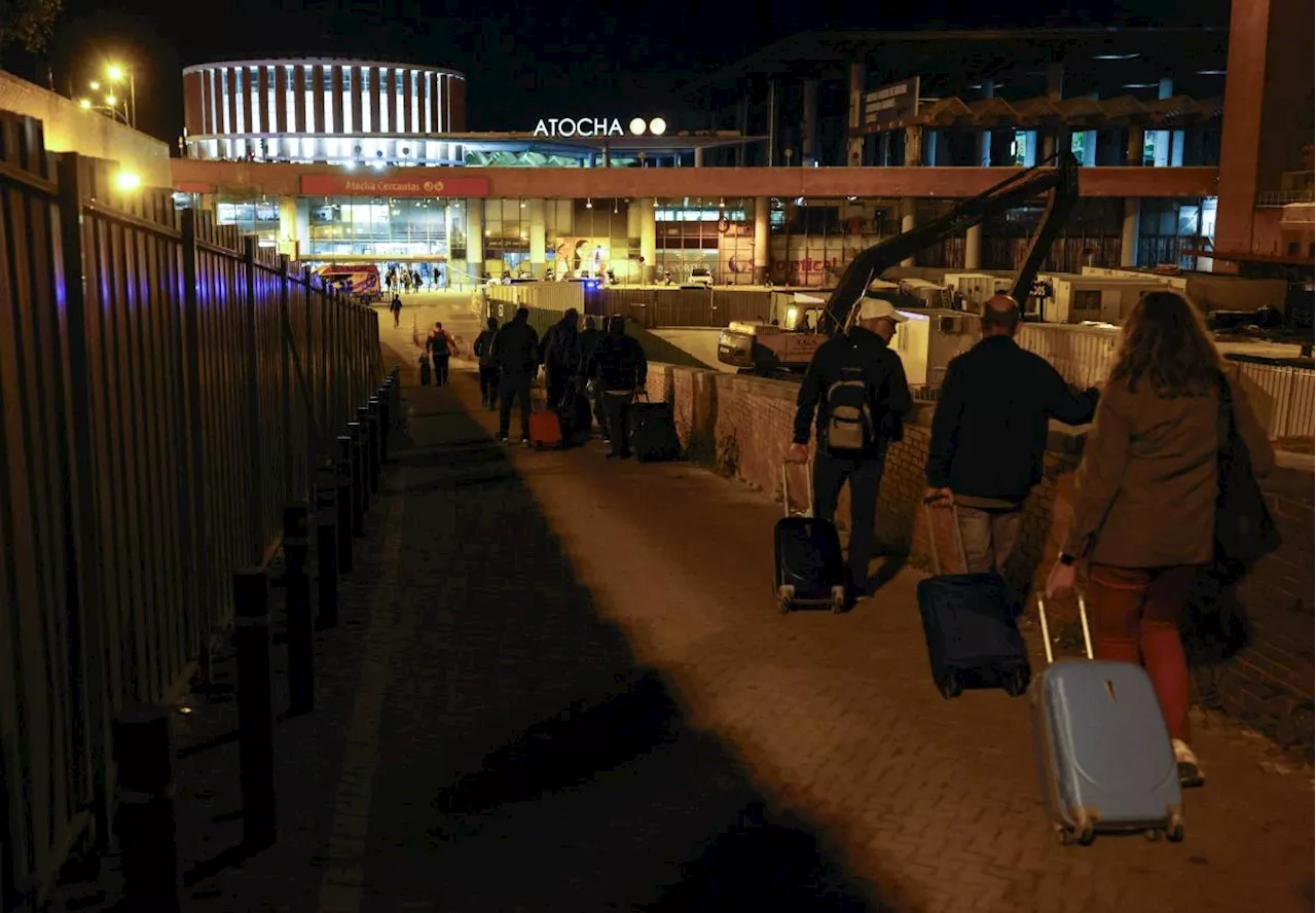 Power returns to most of Spain, Portugal after massive blackout