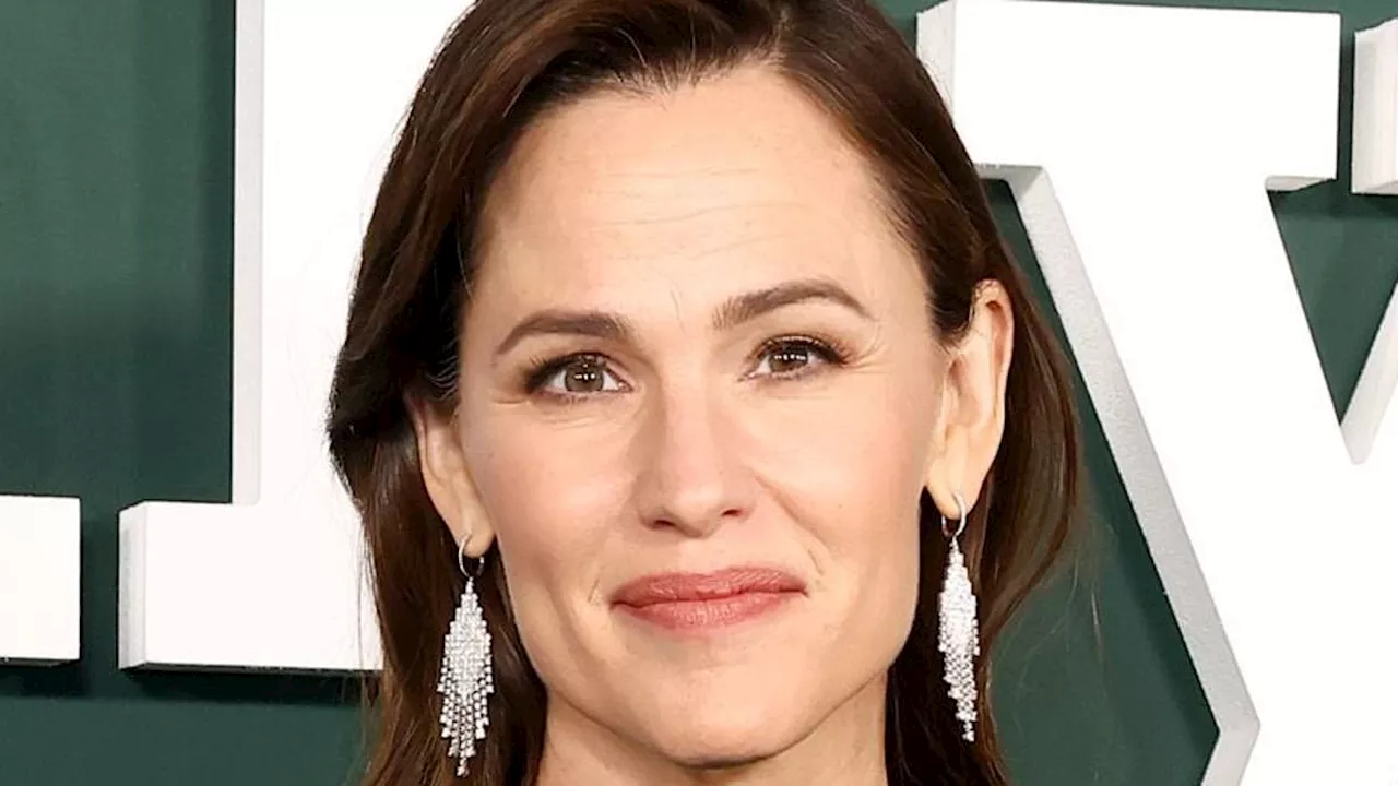 Jennifer Garner appears to make thinly-veiled dig at Blake Lively in resurfaced clip