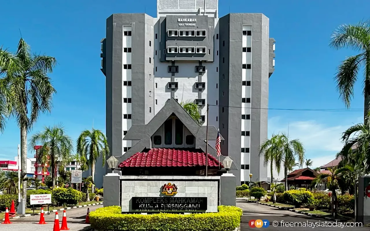 Ex-civil servant, wife charged with abuse of power and falsifying documents