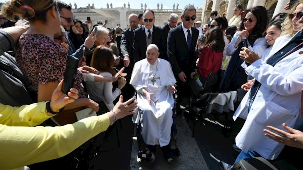 Angelus: Pope calls for healthcare systems that prioritise poorest