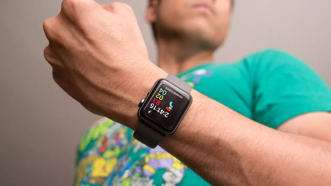 The Apple Watch SE is down to its lower price in 2025