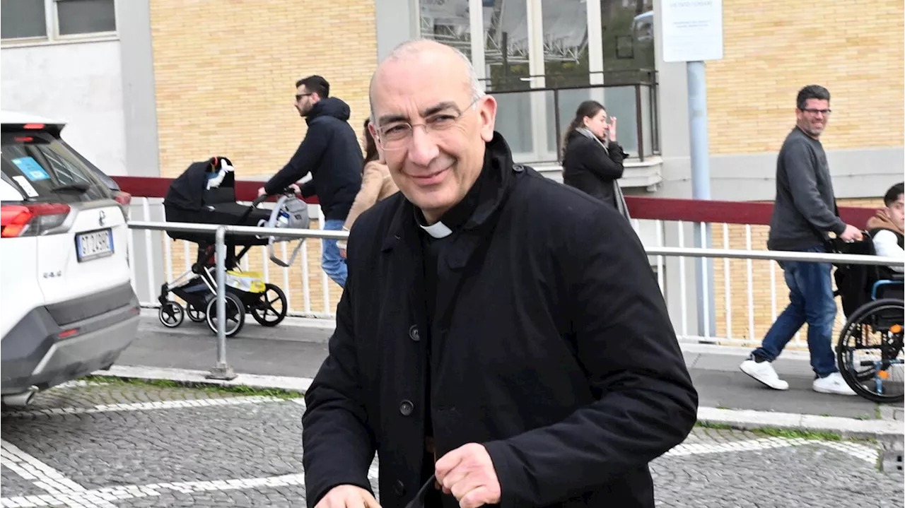 Card. Reina, serve moratoria sfratti e meno affitti brevi