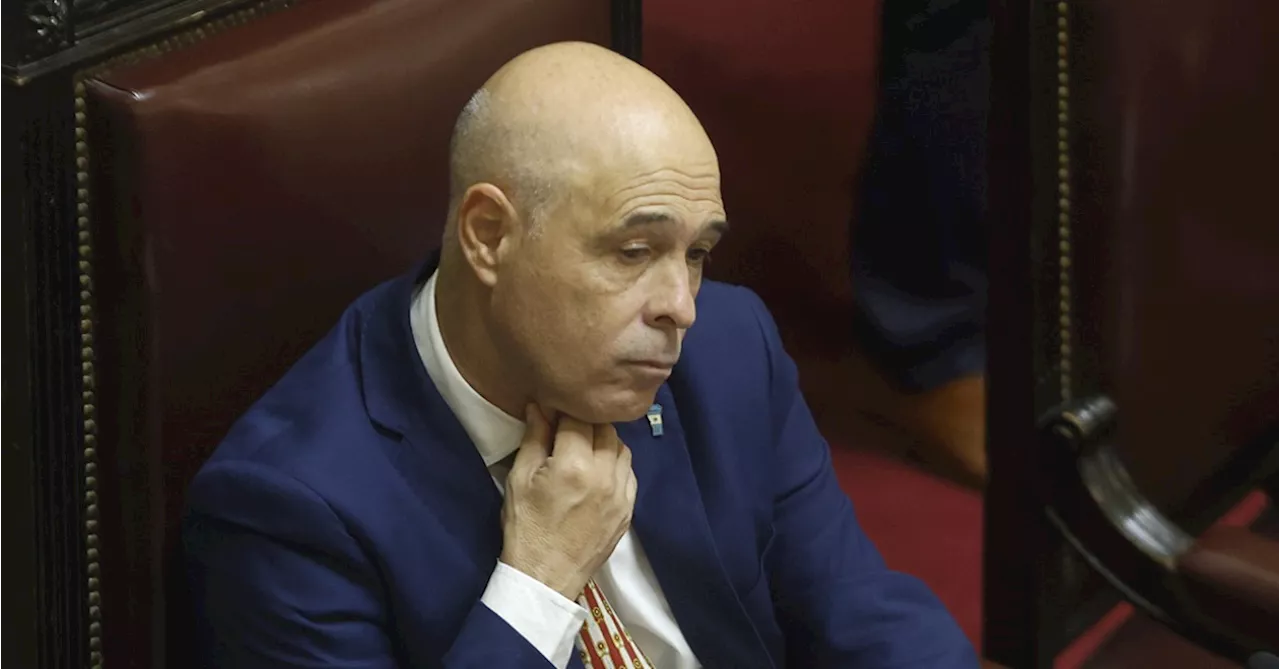 El paro aeronáutico hizo caer la sesión por Ficha Limpia que planeó Santiago Caputo como revancha por los juec