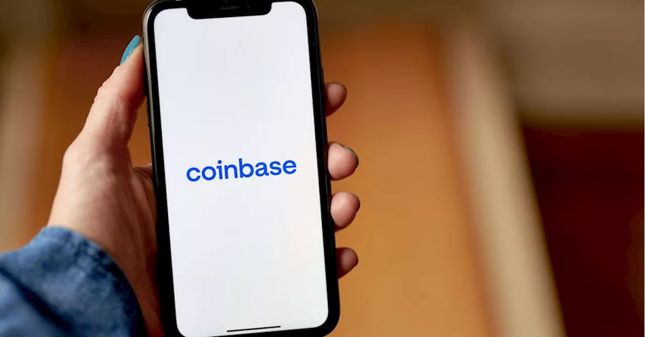 Coinbase, doppia sfida con gli Etf su bitcoin e il broker Robinhood
