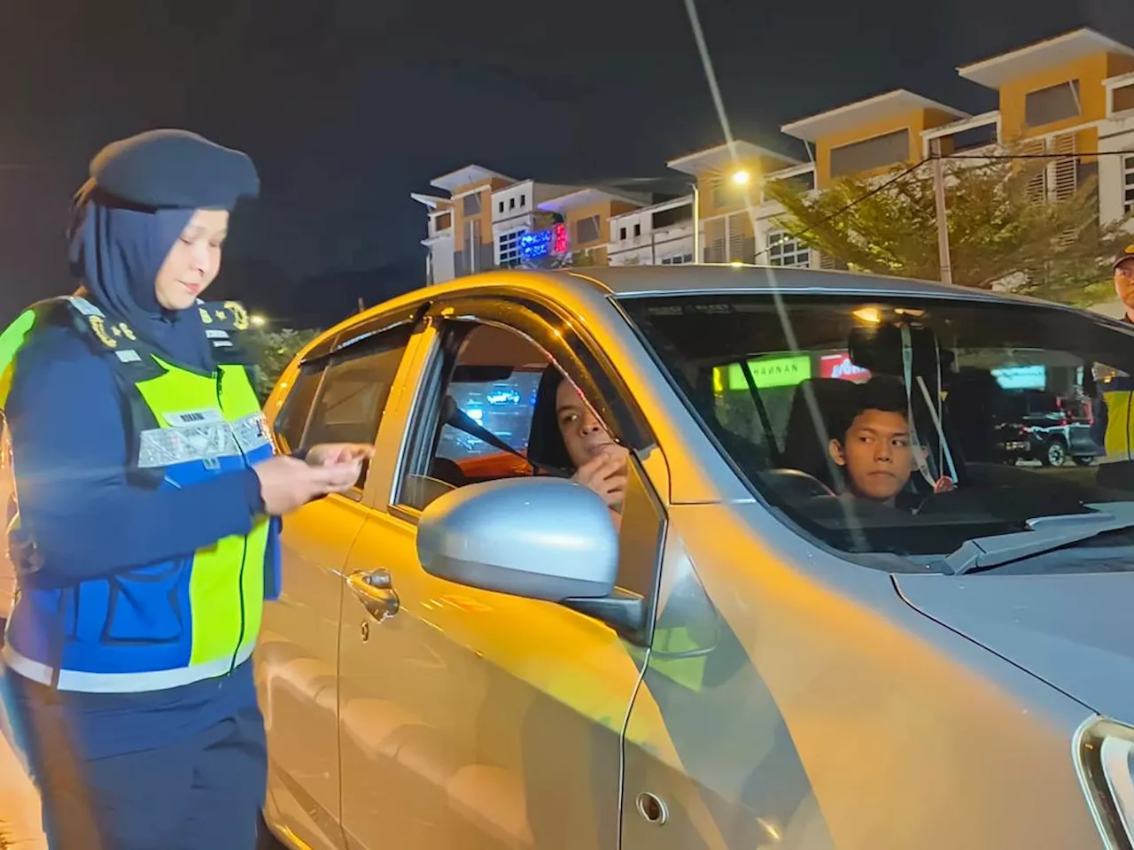 Pemandu Perlis suka ‘langgar’ lampu isyarat, potong garisan berkembar