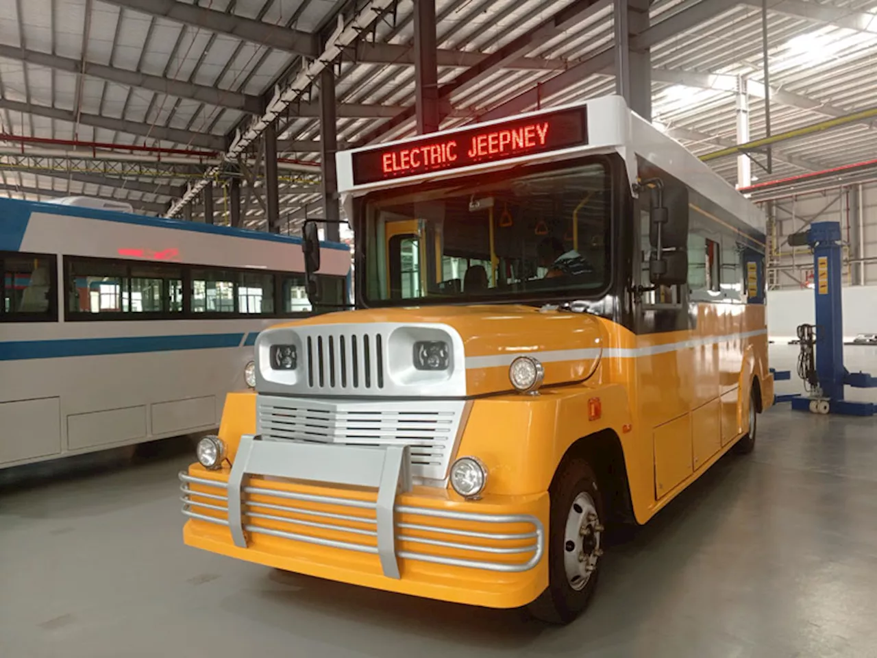 Chavit opens e-jeepney factory with 500 units monthly capacity