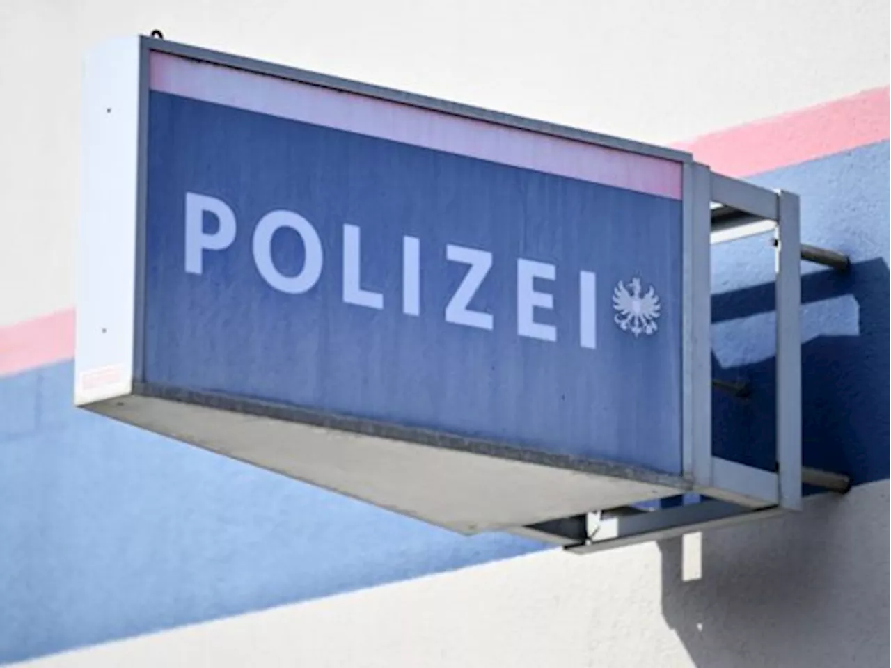 Innenressort spart bei Asyl und Verwaltung
