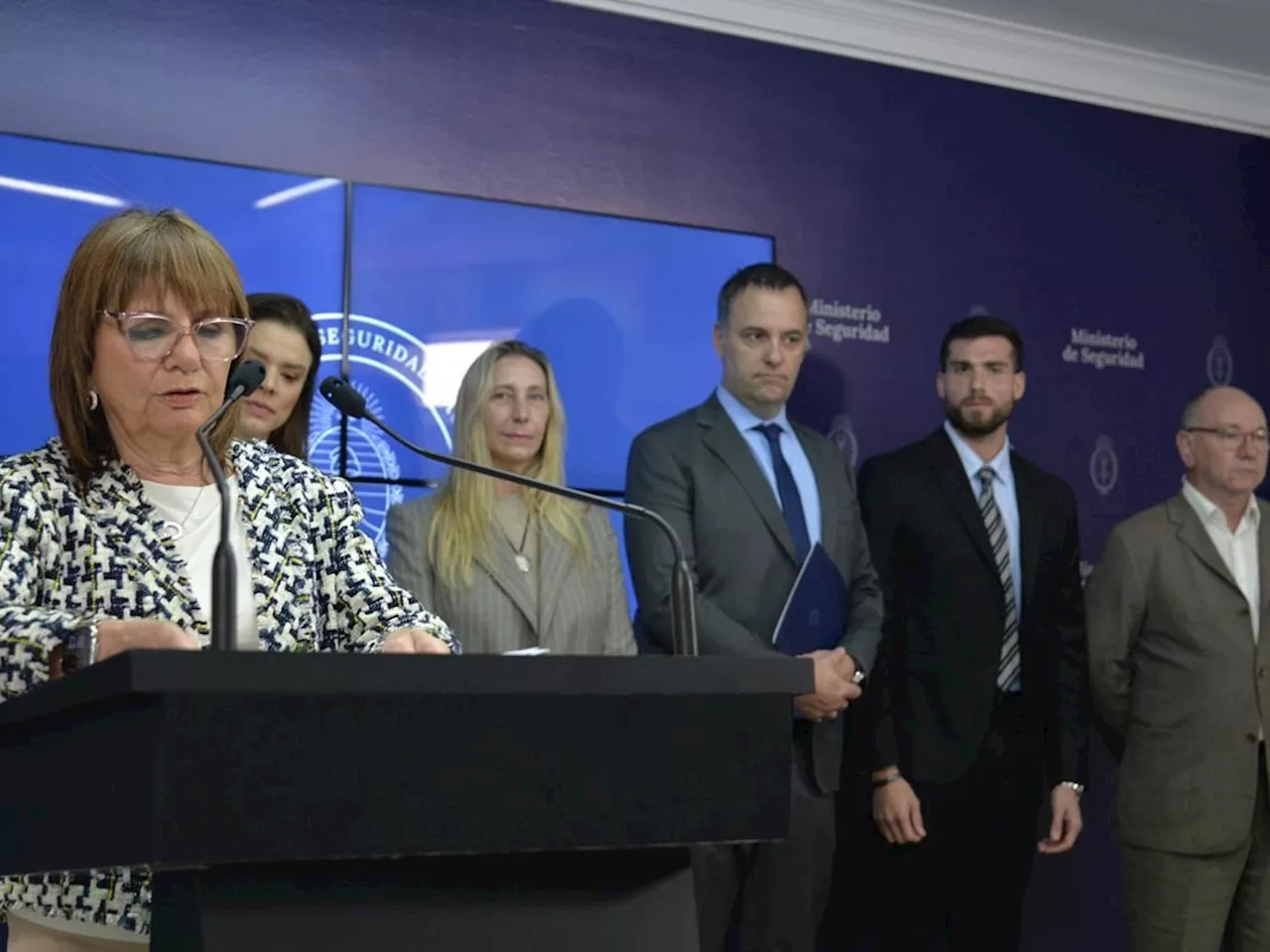 El Gobierno le entregó a Estados Unidos una lista de 15 mil barras que no podrán viajar al Mundial de Clubes: 'Los argentinos violentos no entrarán a las canchas'