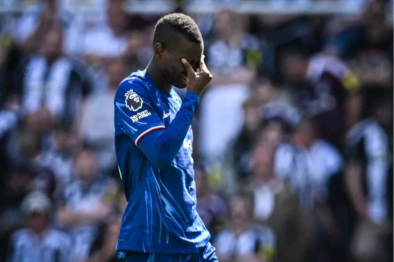 Chelsea’s Maresca urges Jackson to learn from red card as striker shortage hits final run-in