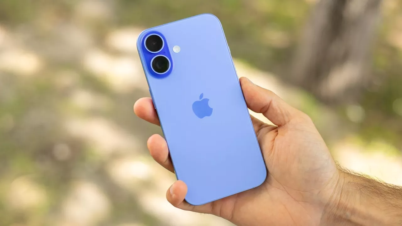 Apple, Motorola, Nothing, and Google are the standouts of India's latest smartphone market report