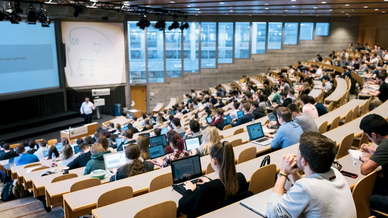 Für talentierte Studierende: HSG lanciert zwei neue Förderprogramme
