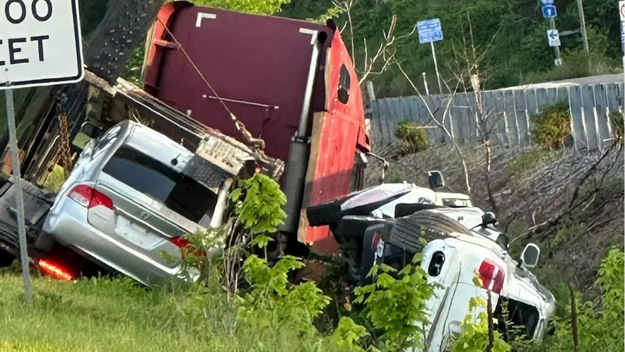 Man charged with stealing car carrier that crashed, spilled cars into I-83 ditch: troopers